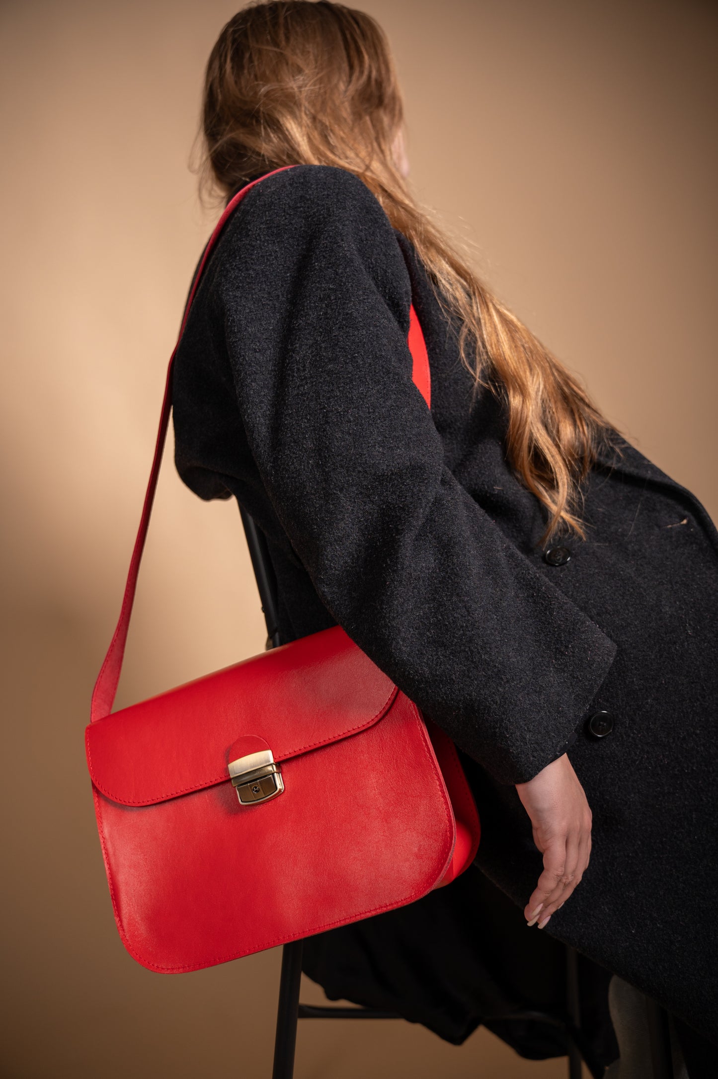 Saddle soma XL Sarkana