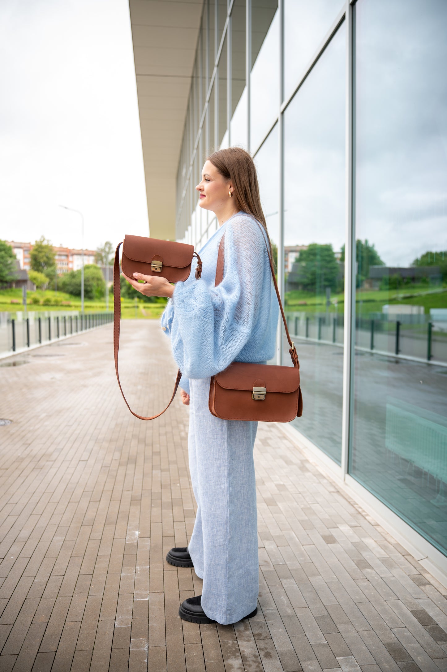 Saddle mazā soma Tumši brūna