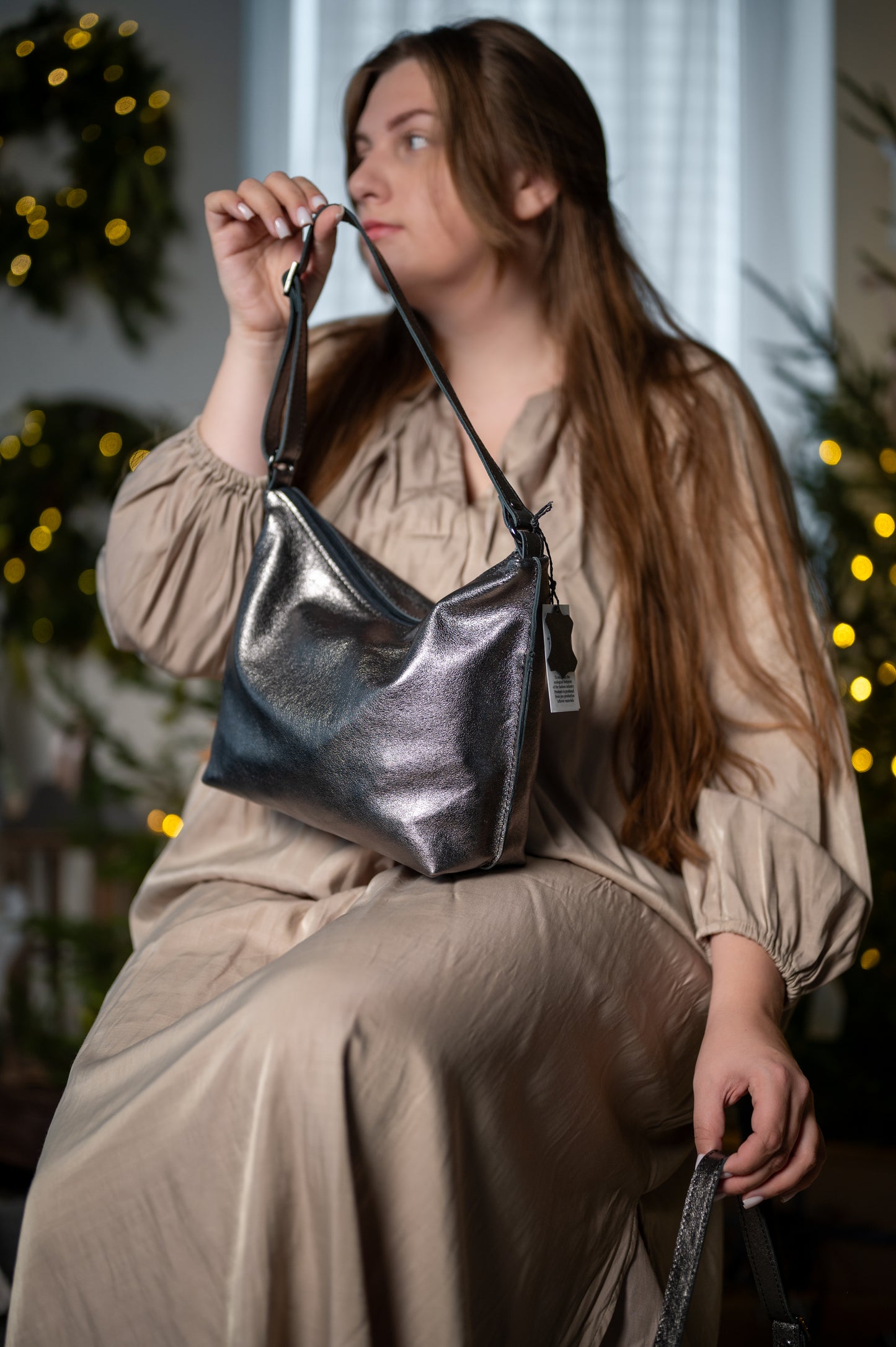 Hobo сумка Черный металлик Cредняя