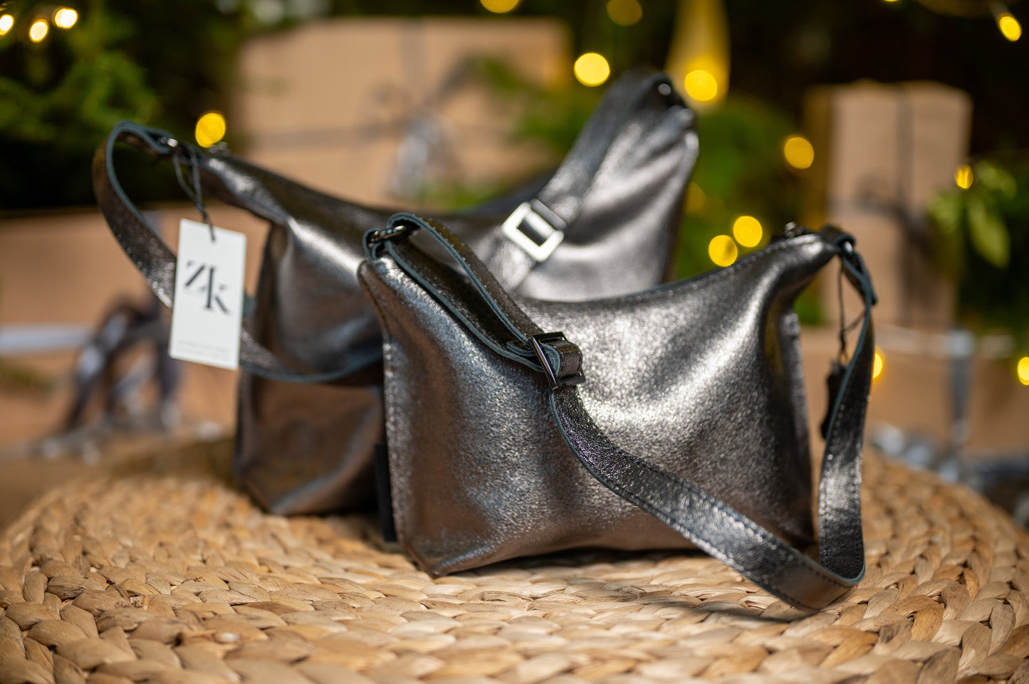 Hobo сумка Черный металлик Cредняя