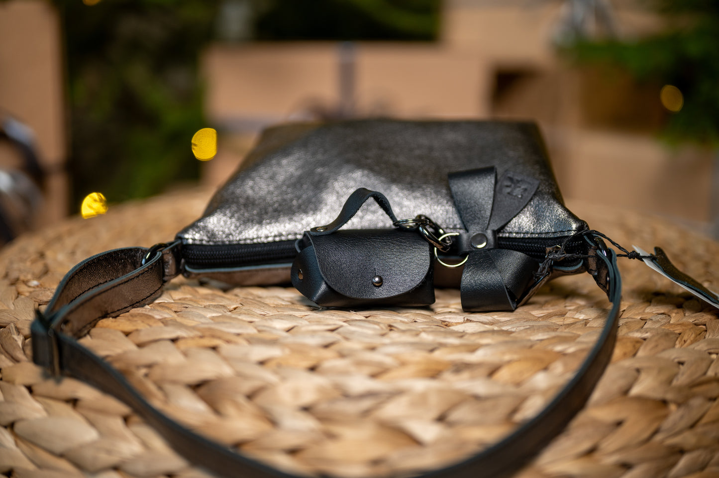 Hobo soma Melnā metālika Mazā