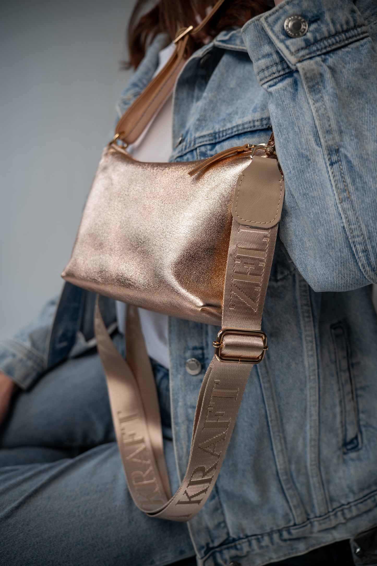 Hobo bag Rose gold Small