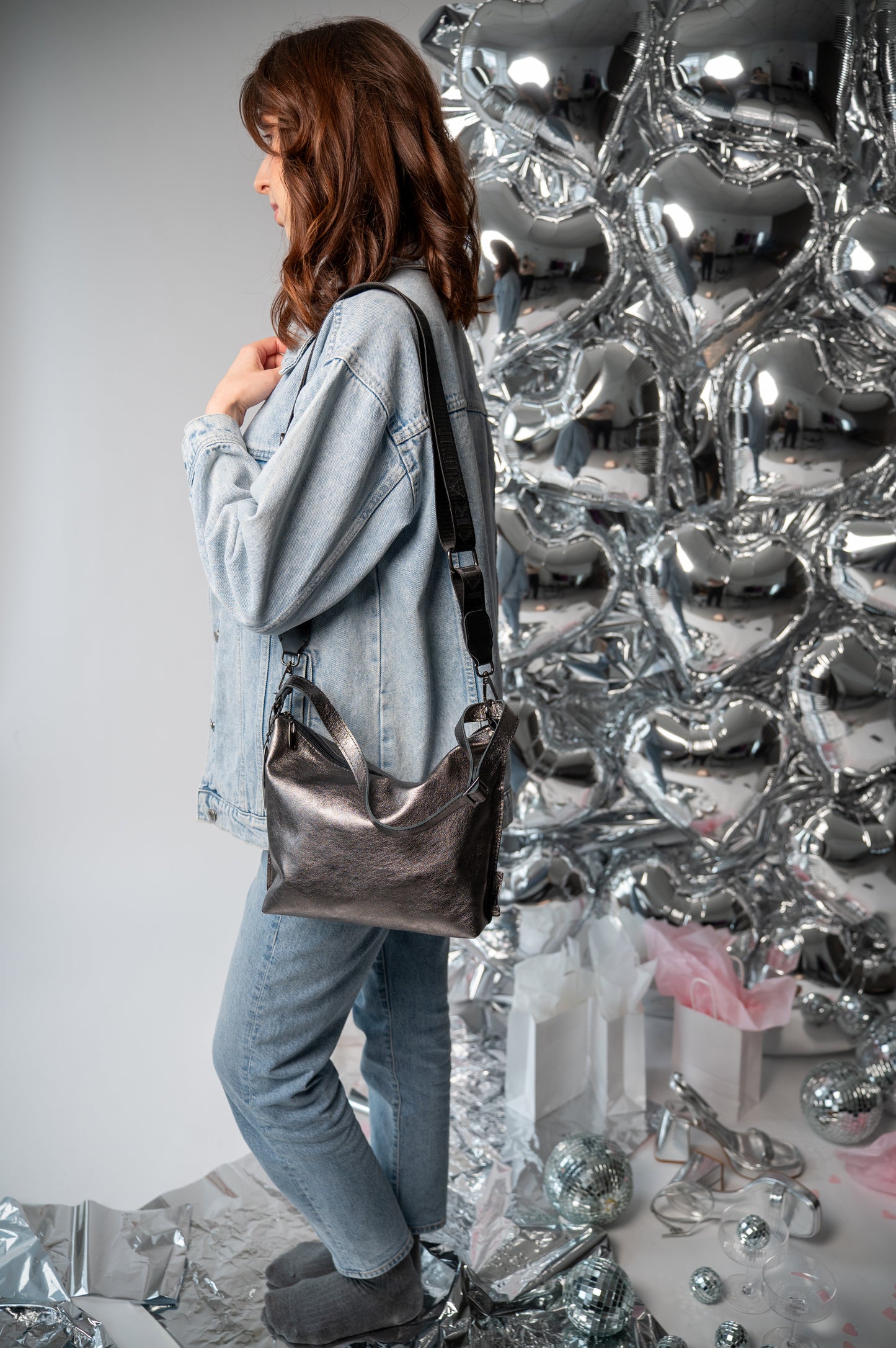 Hobo сумка Черный металлик Cредняя