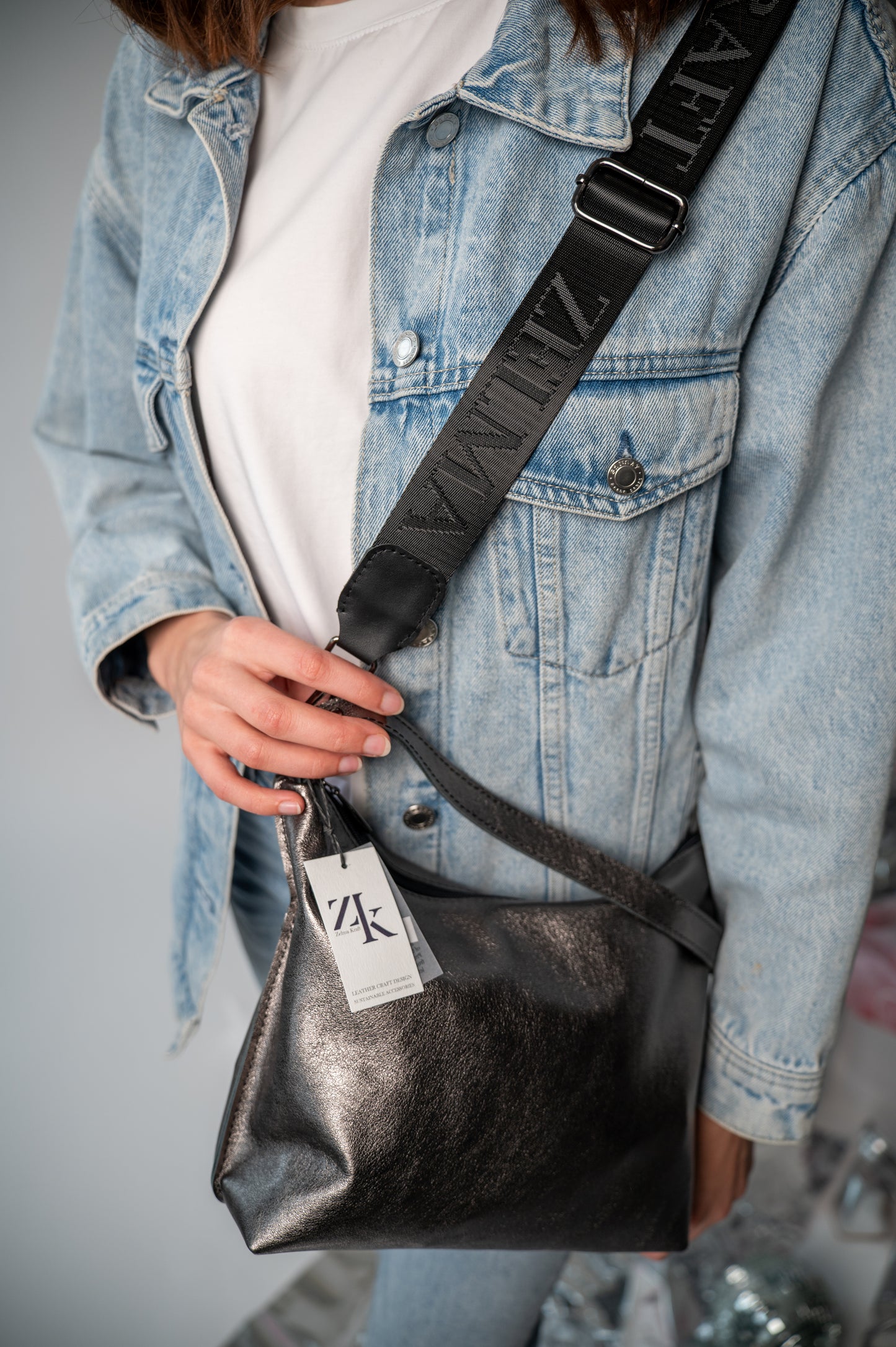 Hobo soma Metāliskais kanēlis Mazā