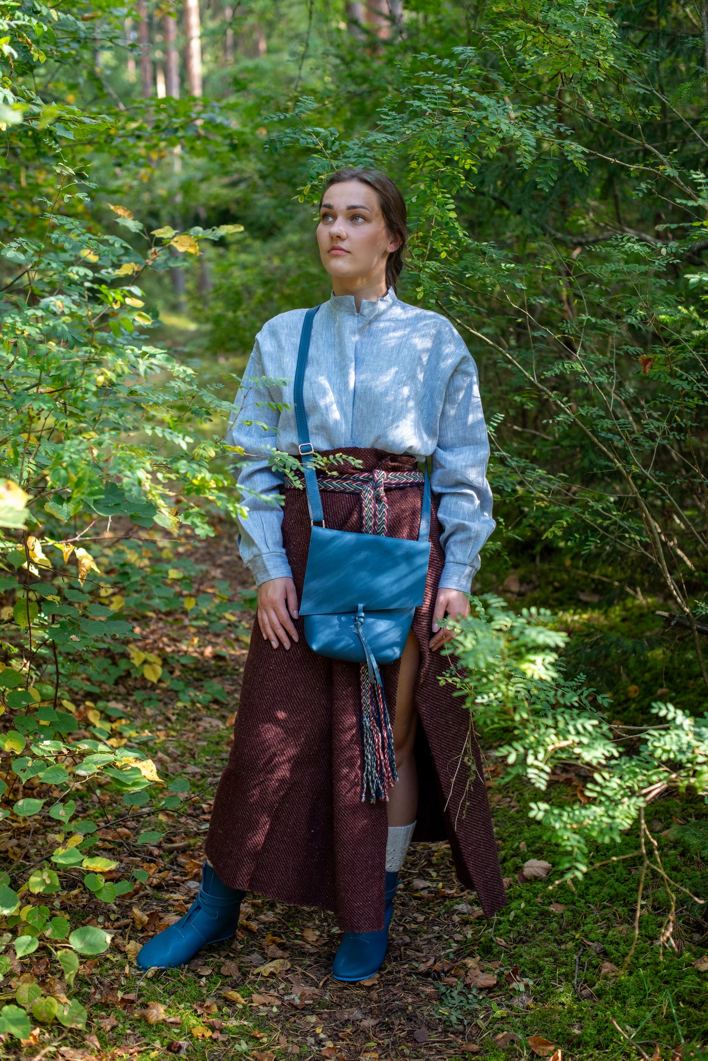 Videjā Messenger soma Zila