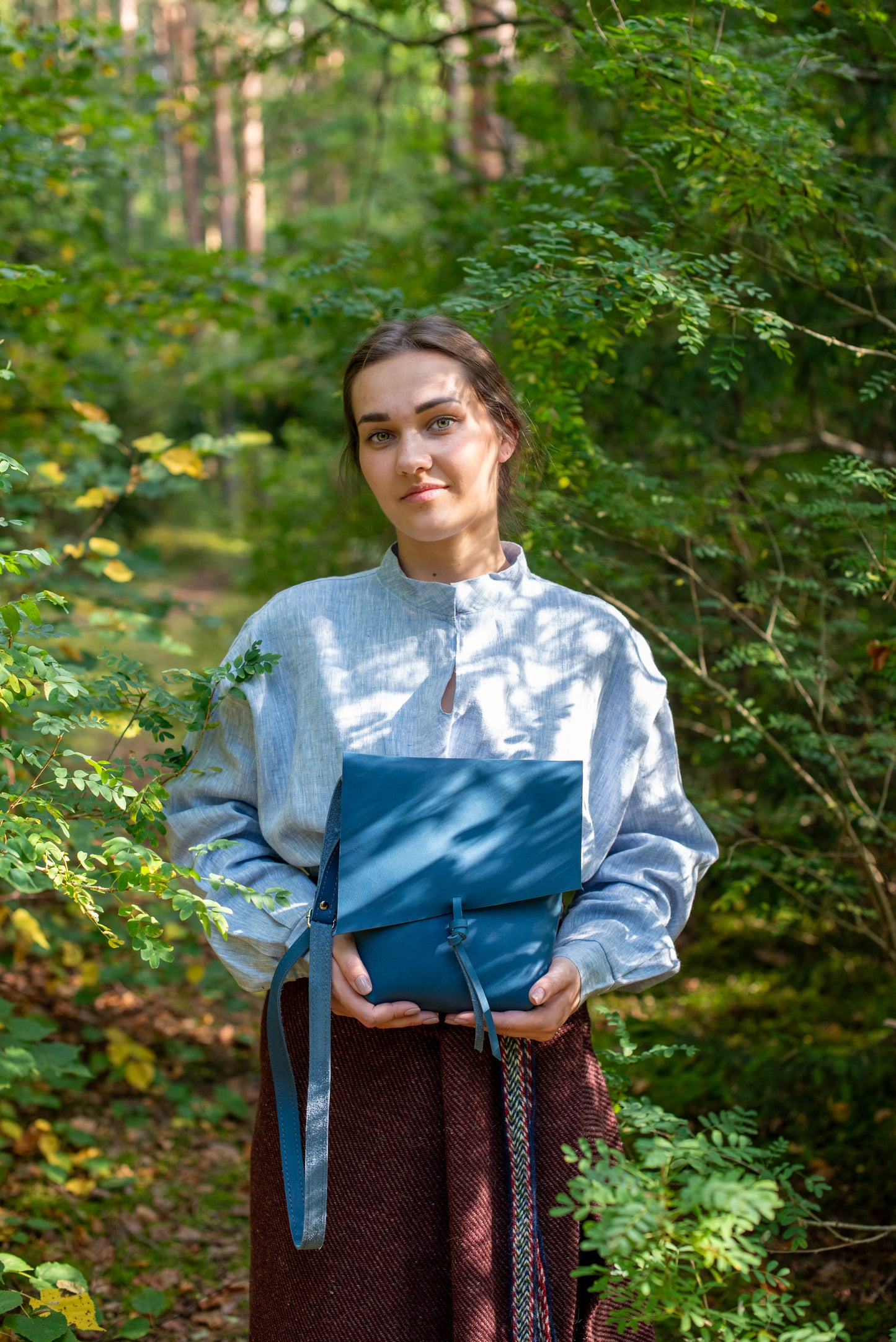 Videjā Messenger soma Zila