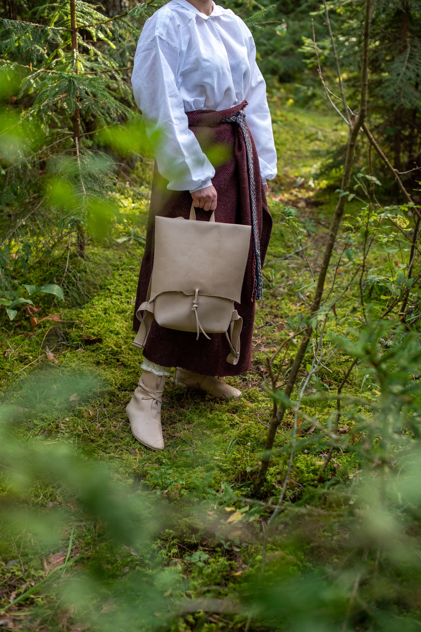 Messenger Backpack Beige