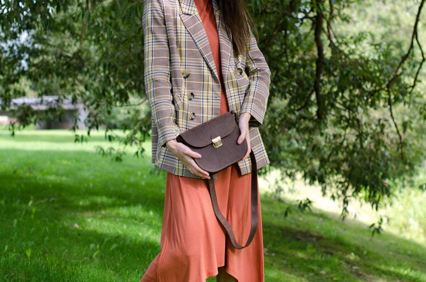 Saddle soma M Tumši brūna