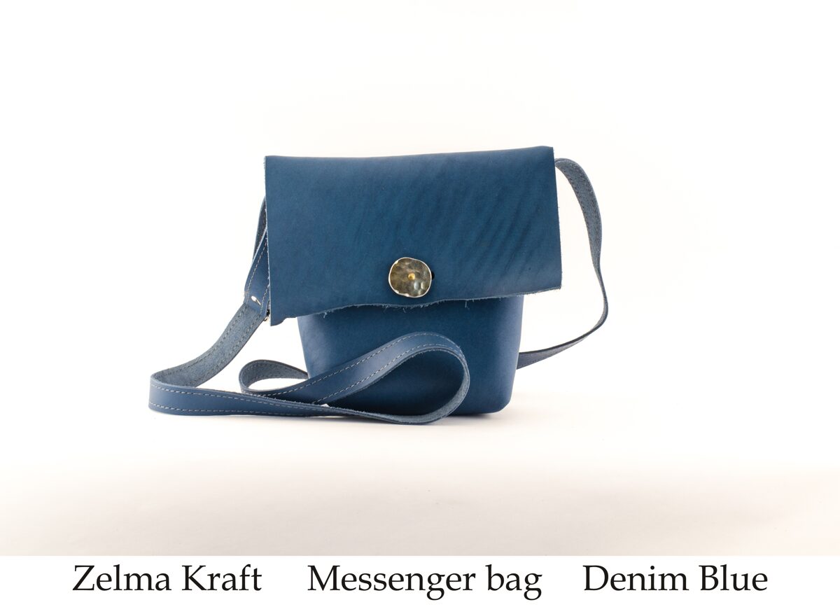 Small Messenger bag Blue