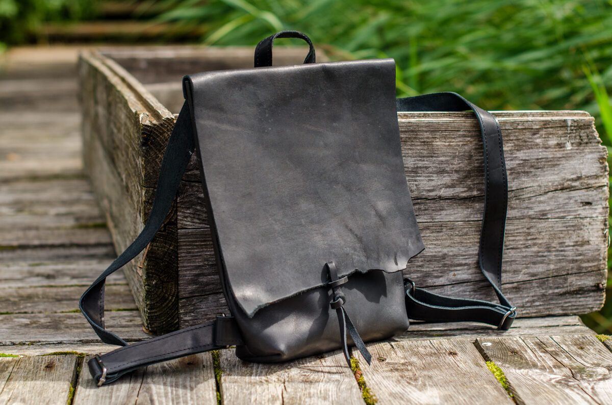 Messenger Backpack Black