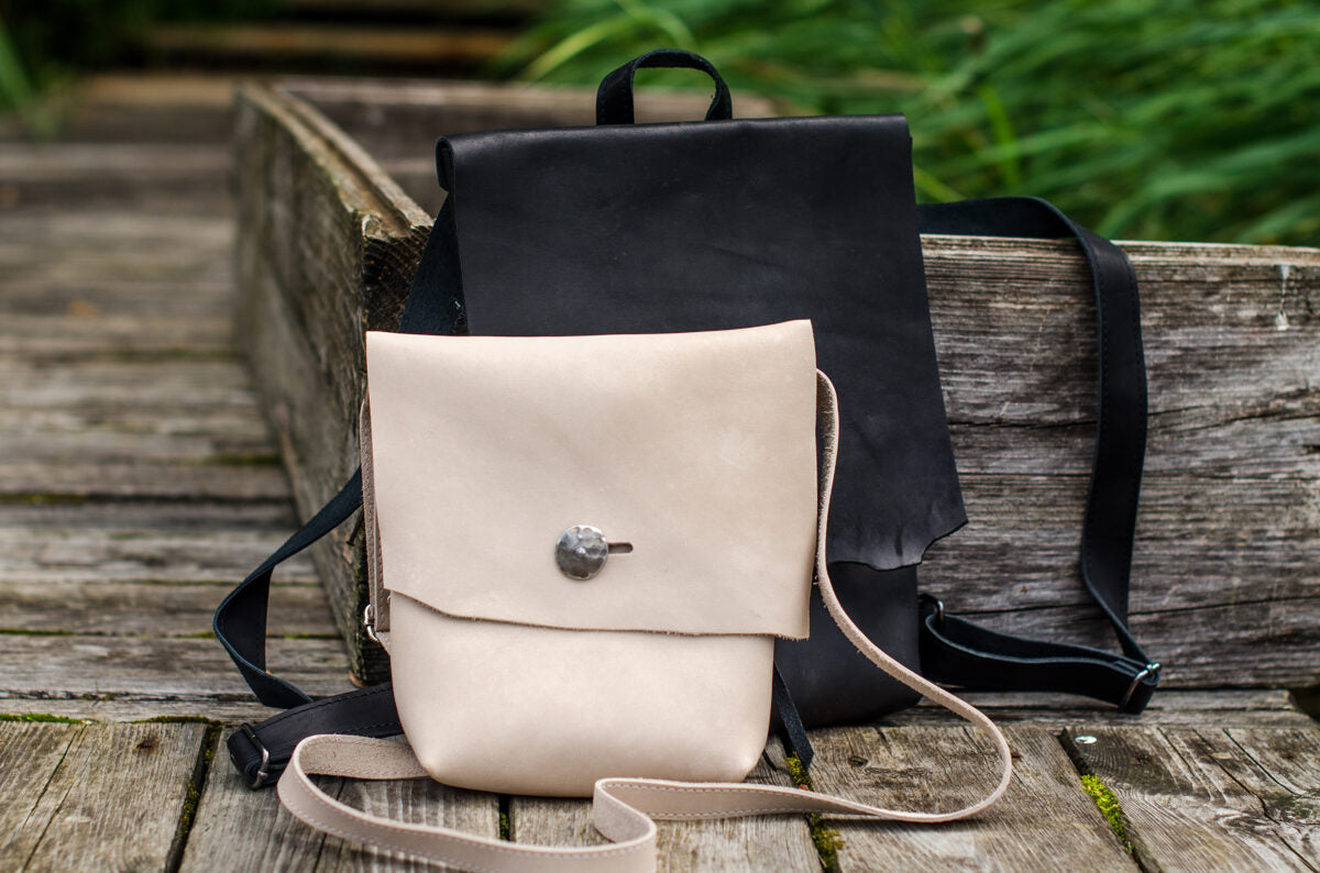 Medium Messenger bag Beige