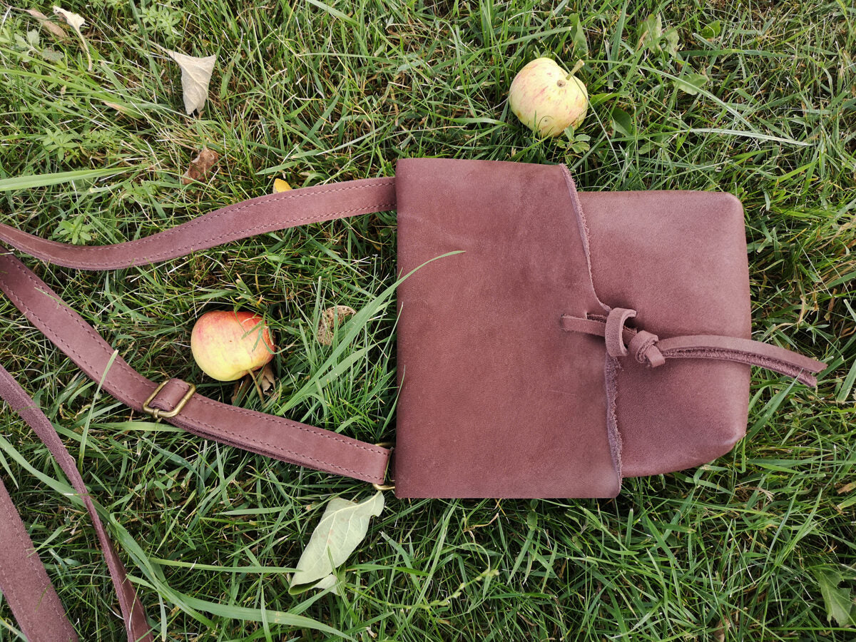 Small Messenger bag Dark brown