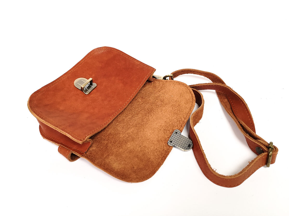 Saddle jostas soma Gaiši brūna