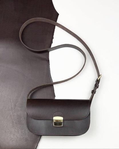 Saddle mazā soma Tumši brūna