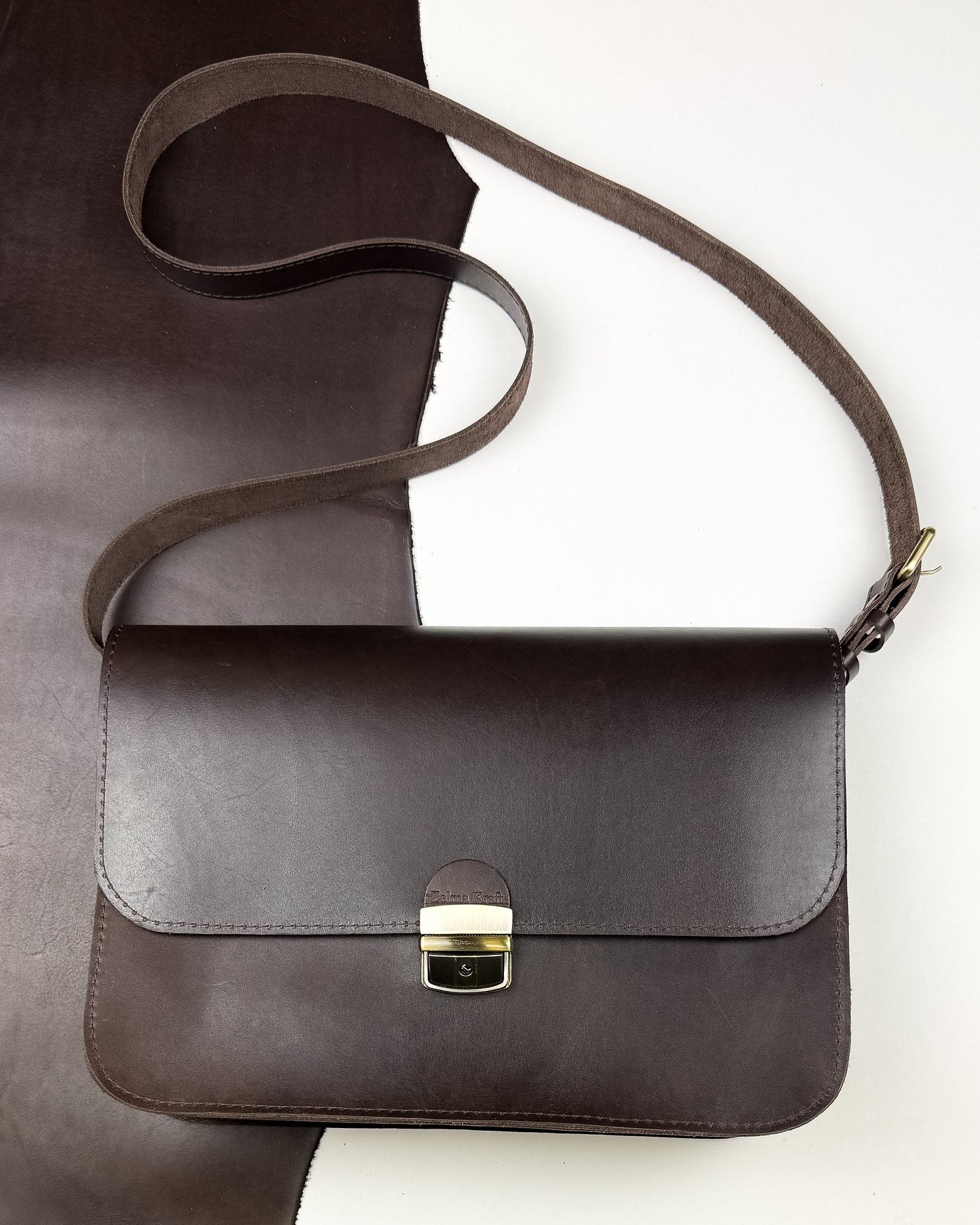 Saddle lielā soma Tumši brūna