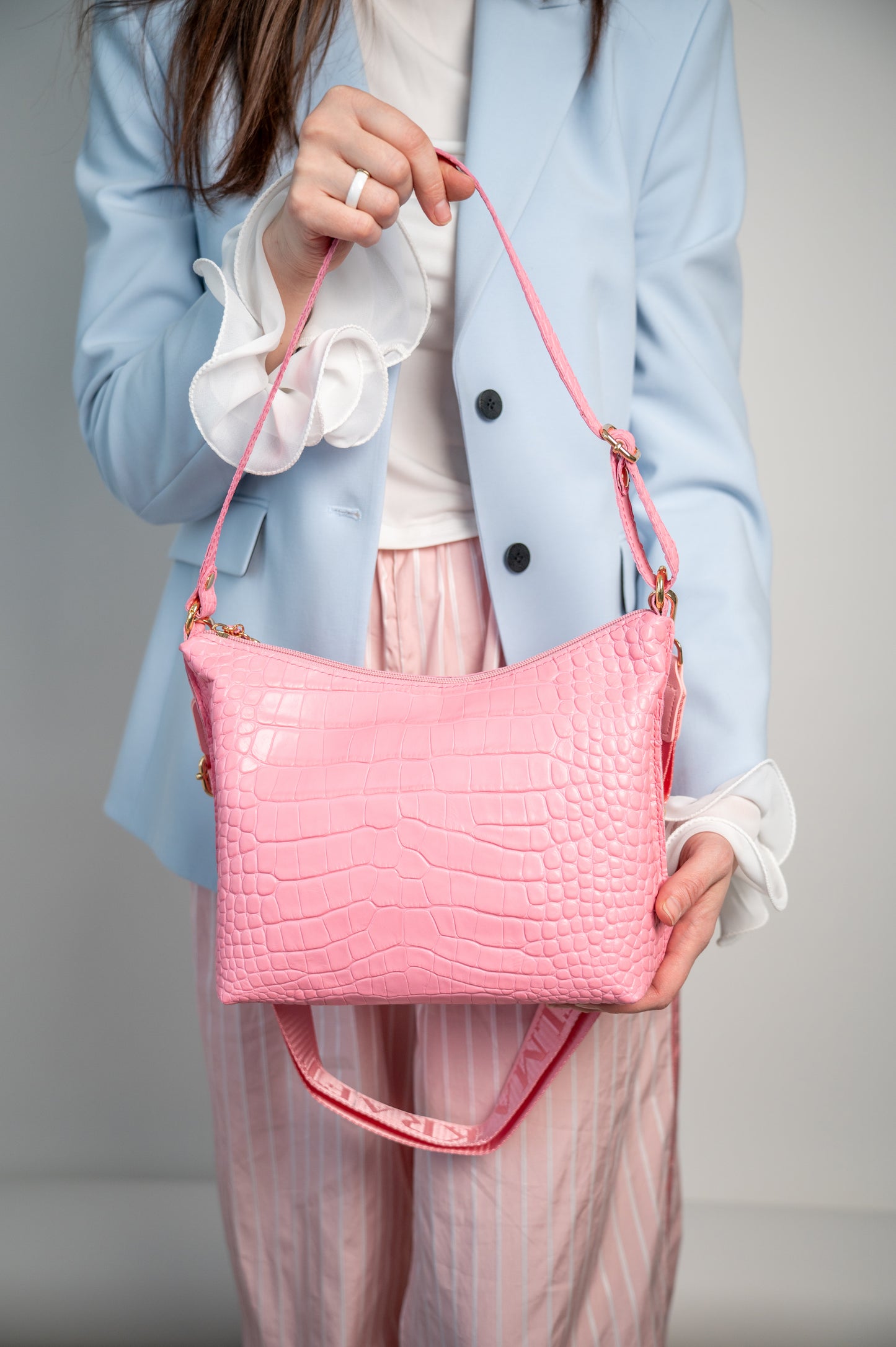 Hobo bag Pink crocodile