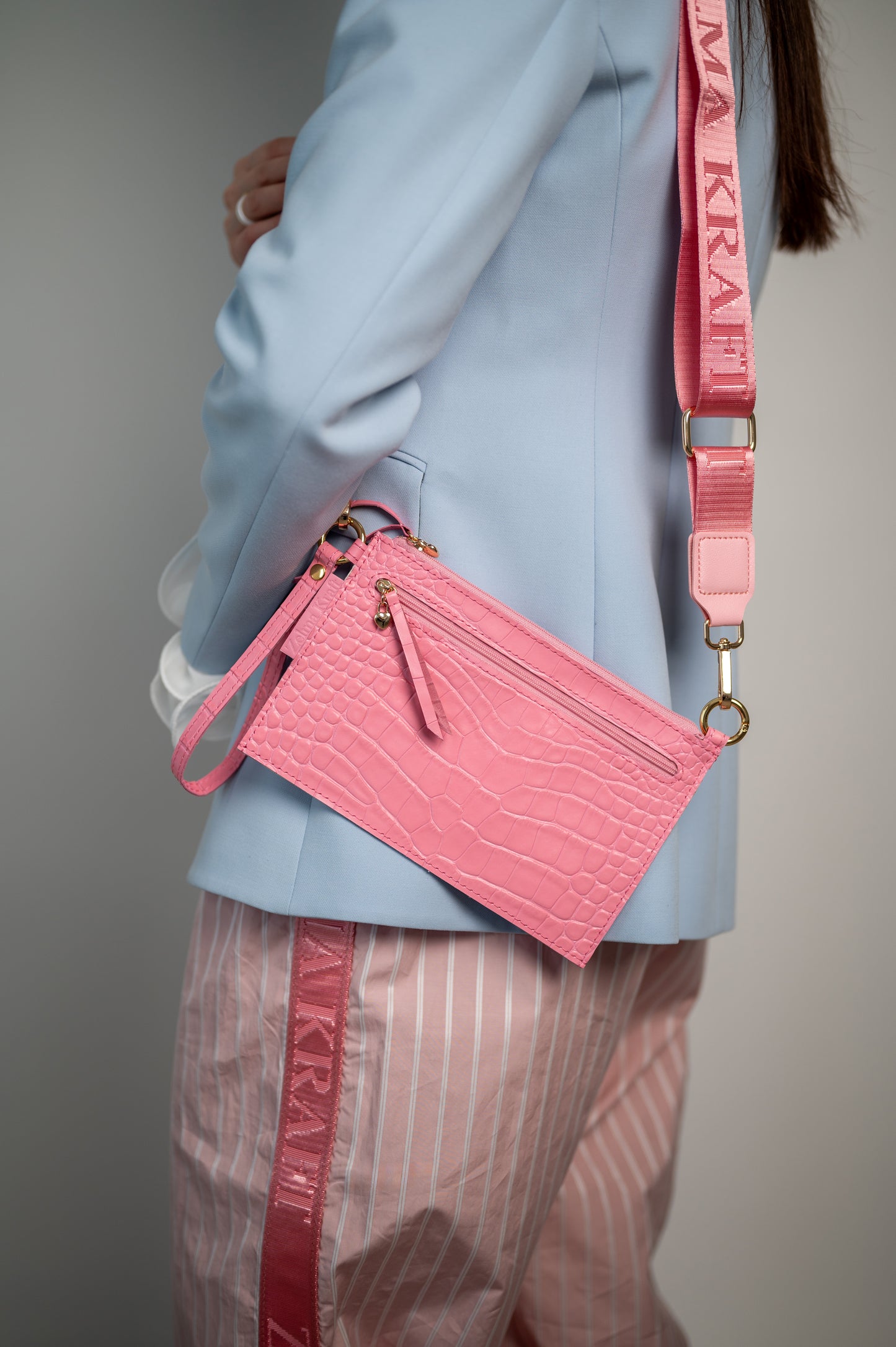 Wristlet wallet Pink crocodile