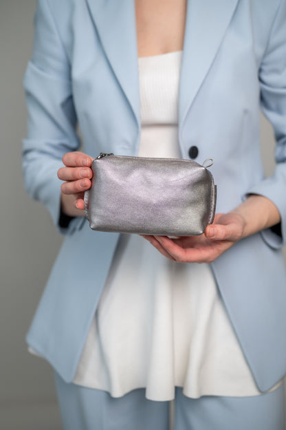 Cosmetic bag Dark silver