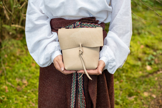 Small Messenger bag Beige