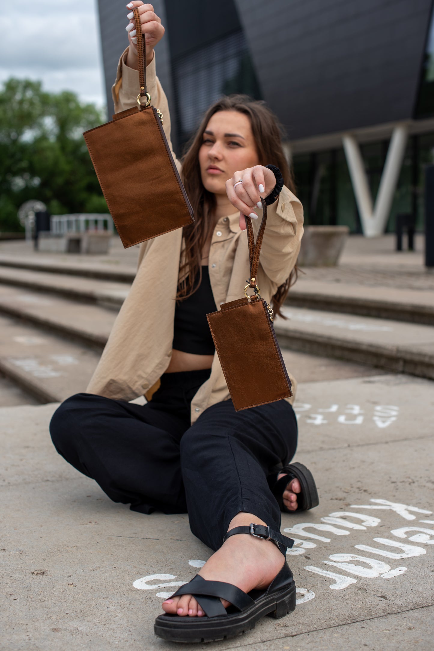 Wristlet wallet Metallic Peach