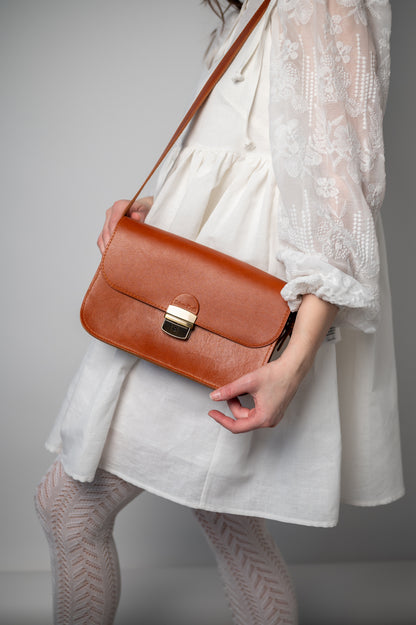 Saddle medium bag Light brown