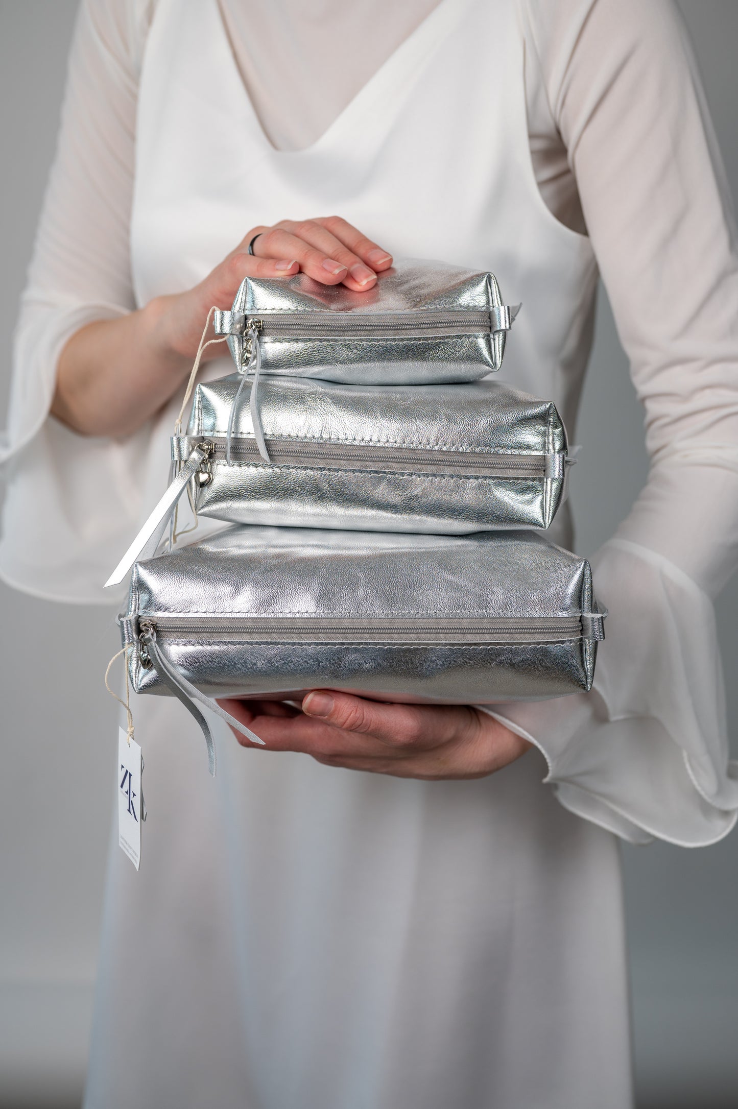 Cosmetic bag Soft silver