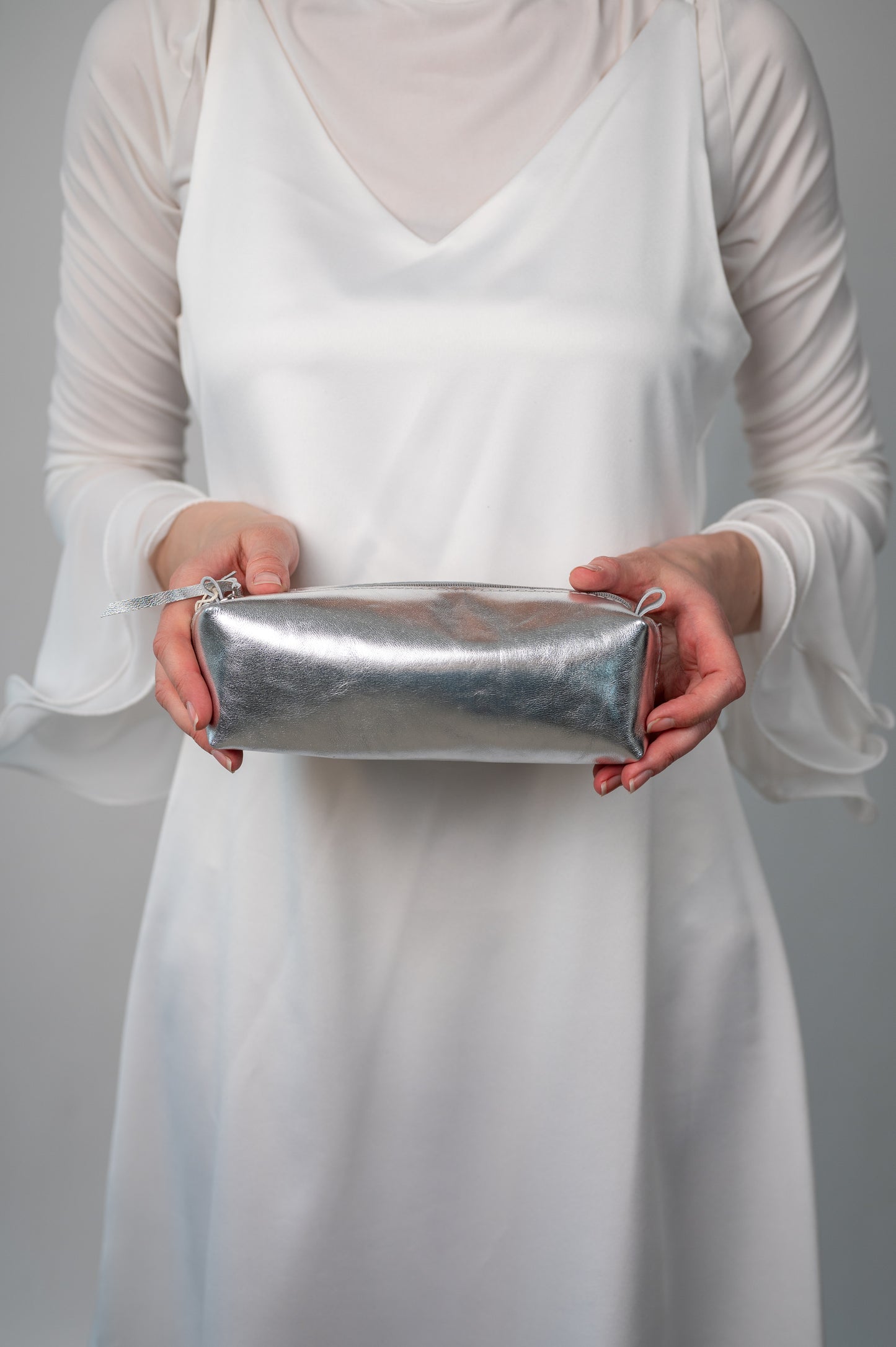 Cosmetic bag Soft silver