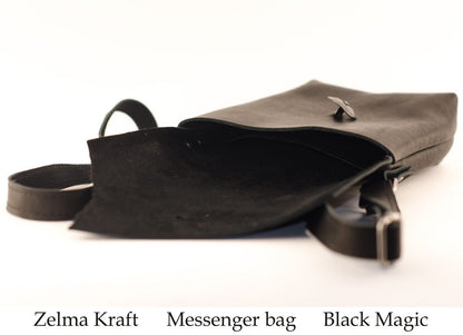 Messenger bag S Black Magic